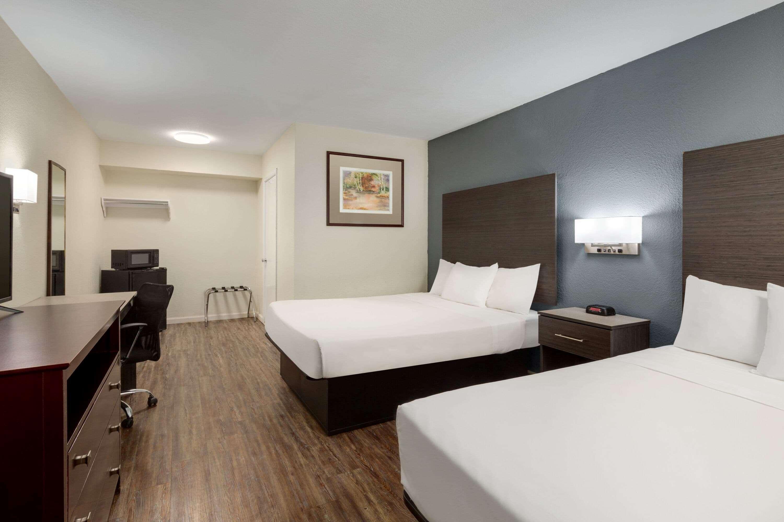 Days Inn By Wyndham Lawton Exterior photo